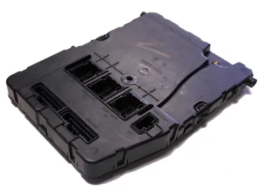 Calculateur d'habitacle UCH Renault Megane Siemens