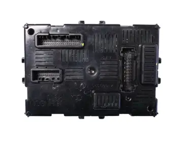 Calculateur d'habitacle BCM UCH Nissan Note