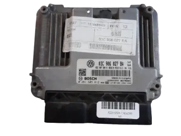 Calculateur injection Volkswagen Golf Bosch MED17.5