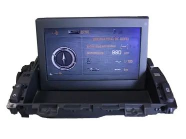 Ecran multifonctions escamotable Peugeot 3008