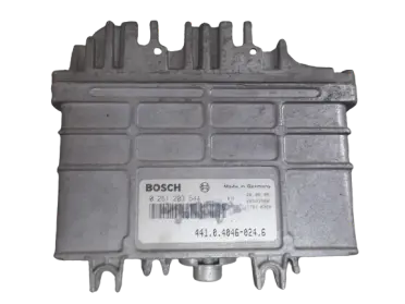 Calculateur injection Skoda Felicia Bosch MA1.2.3R